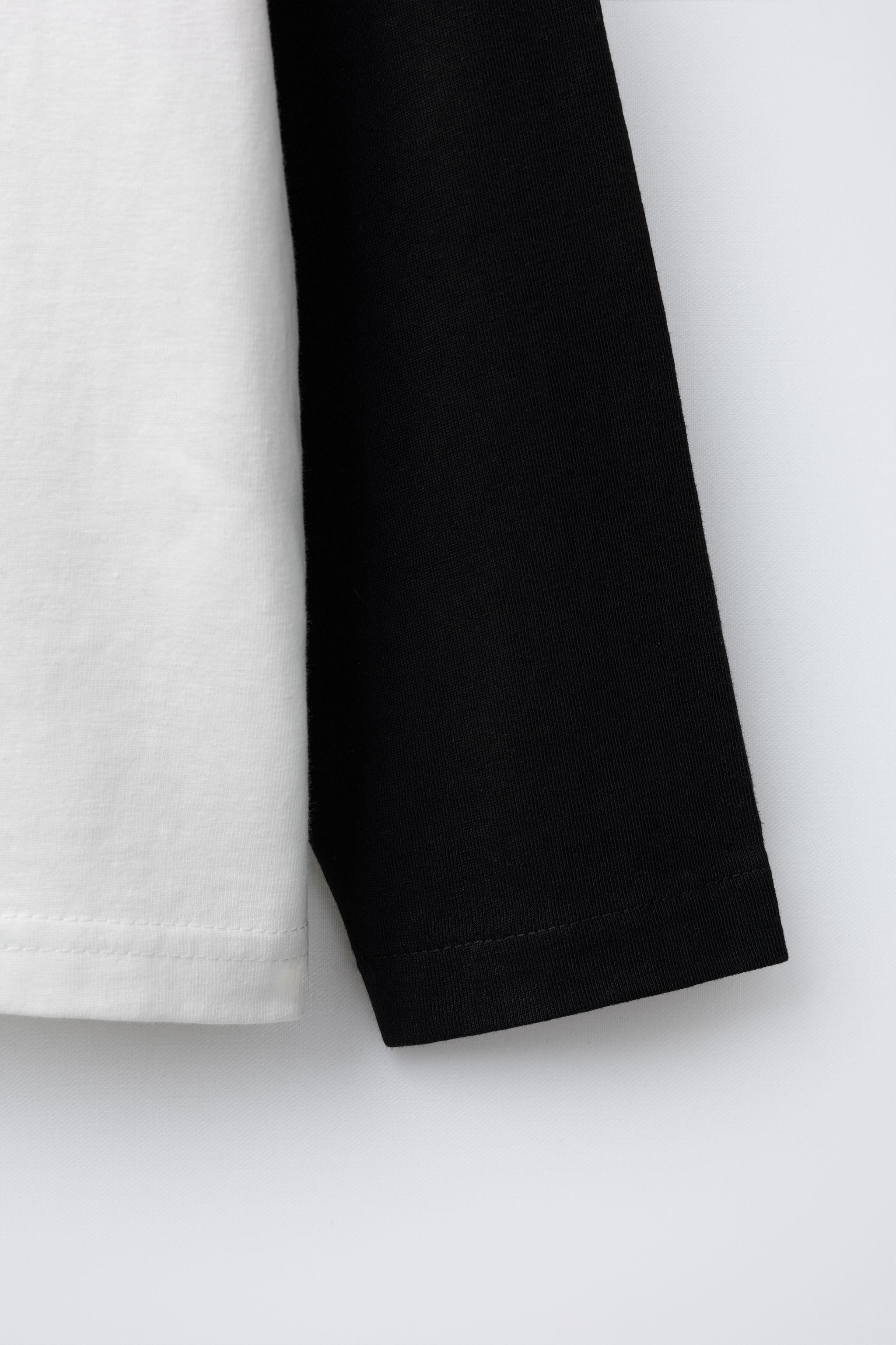 DOUBLE SLEEVE TEXT T-SHIRT